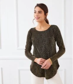 Long Sleeve Metallic Knit Shirttail Top -Karen Kane Store 3L14201 LEO karenkane 2025 fall 00 1