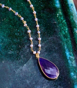 Beaded Teardrop Pendant Necklace