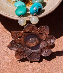 Turquoise Silver Flower Pendant Necklace -Karen Kane Store CCD78AF8 4F3C 4883 834F 17A64569D979